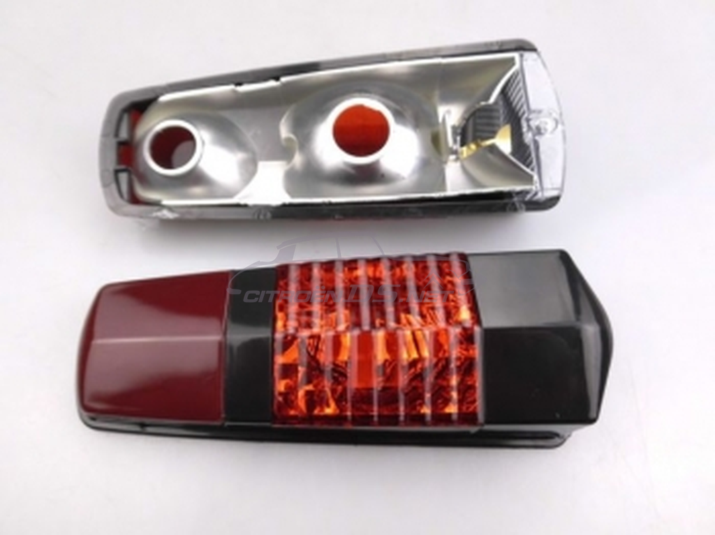 Taillight cover in black 1957- 8/1965