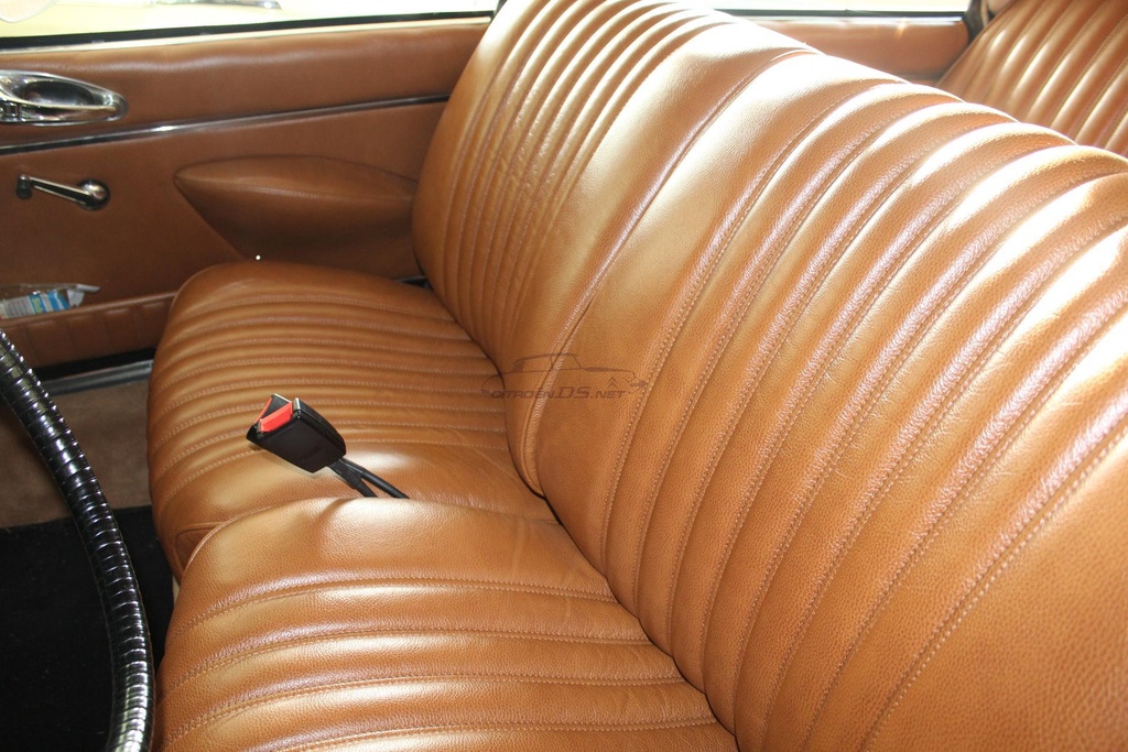 Pallas interior, 2-tone leather "fauve", complete, Exch.