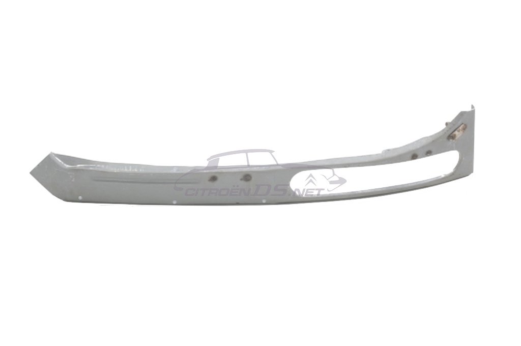 Double-skin behind headlight/indicator, left