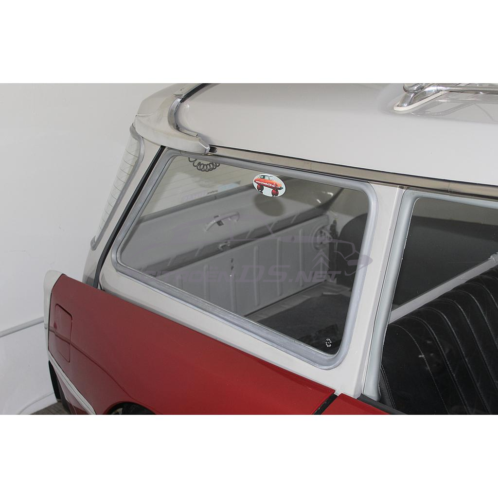 Fixed rear side window Break, clear glass