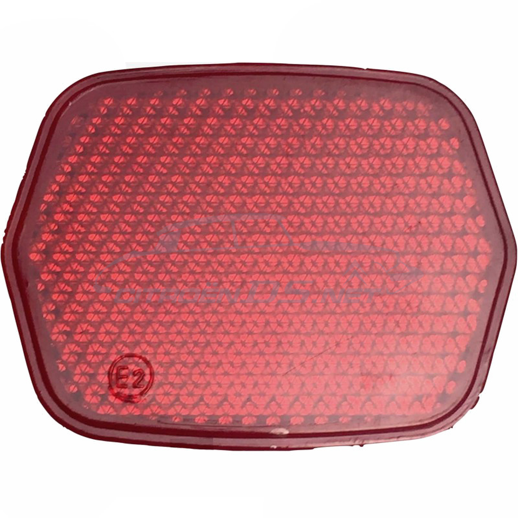 Red rear reflector plastic lens